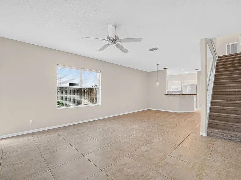 506 Tyler Ave — Photo 7