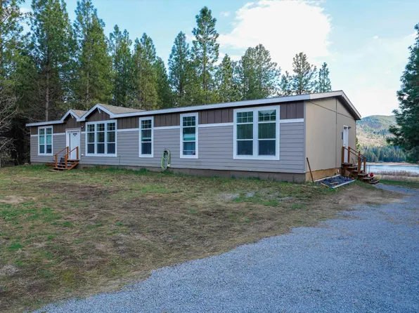 106 W Keyser Ln, Priest River, ID 83856