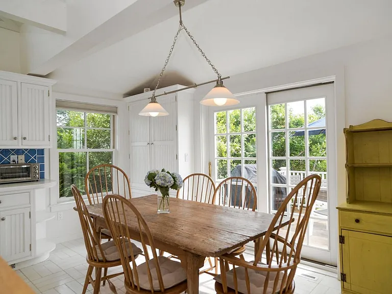 43 Soundview Ave — Photo 18