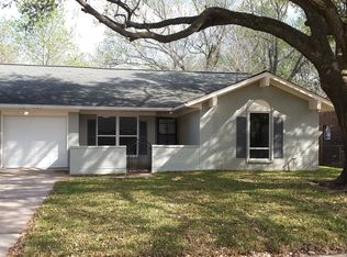 1401 Greenwood Dr, Baytown, TX 77520