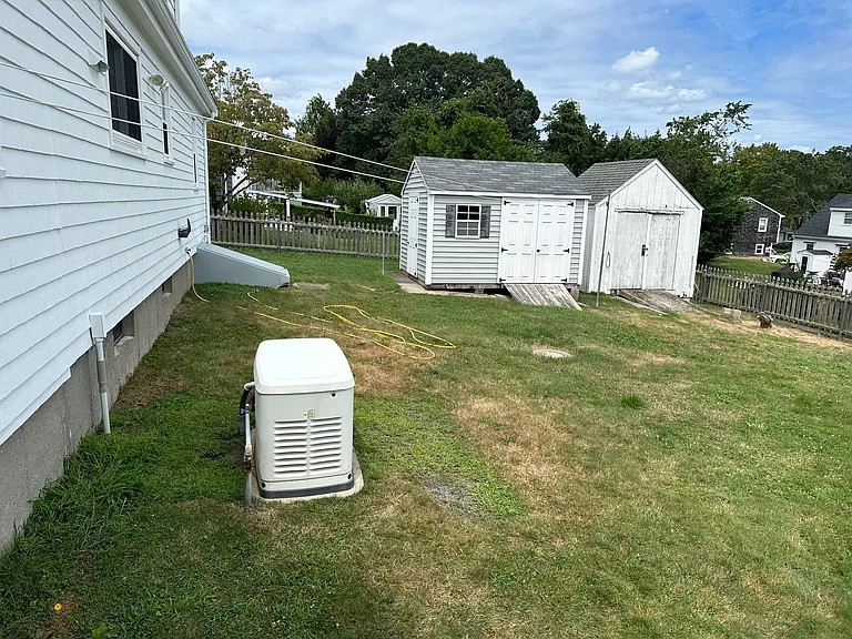 2 Villa Ave — Photo 9