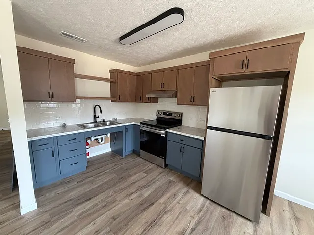 713 N 34th St #B — Photo 3