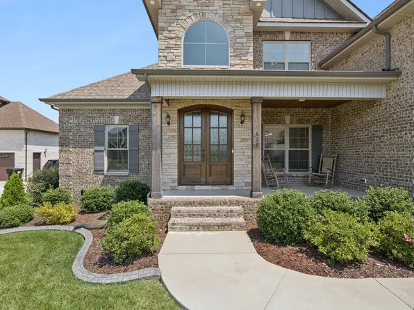 619 Chrisview Ct, Murfreesboro, TN 37130