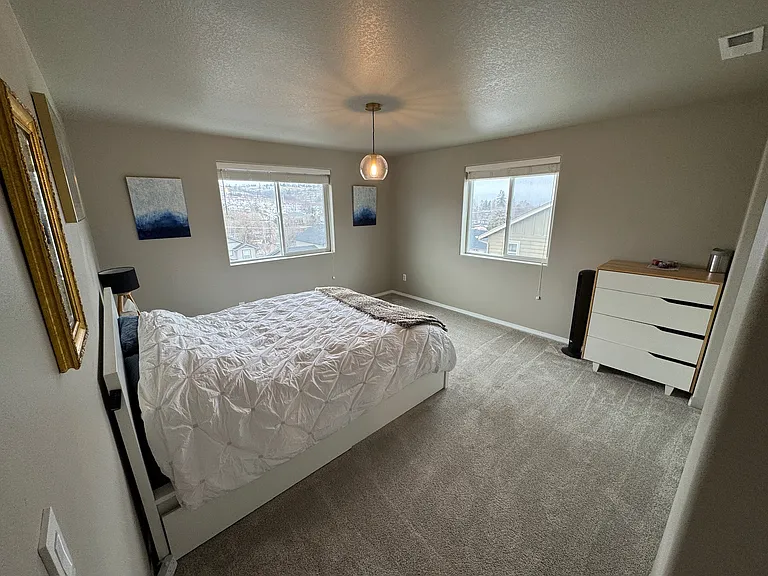 2537 Denton St — Photo 15