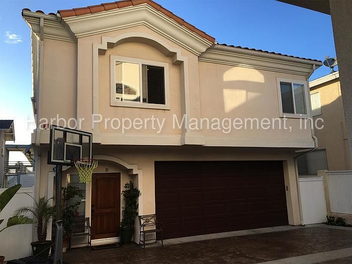 1st image of 211 S Francisca Ave