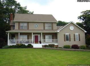 12015 Burlington Glen Dr, Chardon, OH 44024