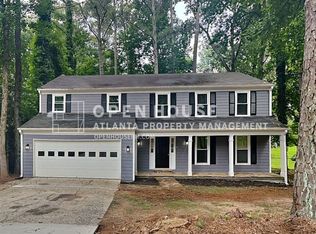 350 Ivy Mill Ct, Roswell, GA 30076
