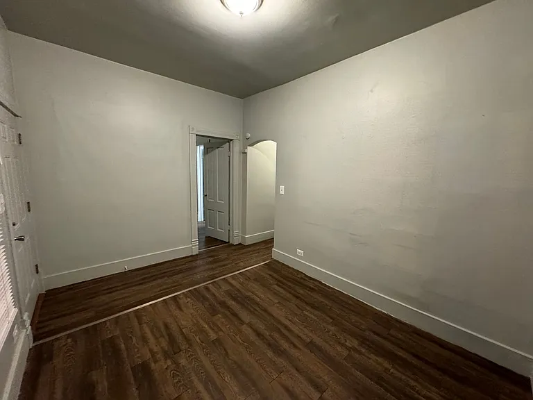 116-118 Center Street — Photo 12