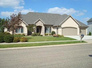 446 Eagle Ln SW, Rochester, MN 55902