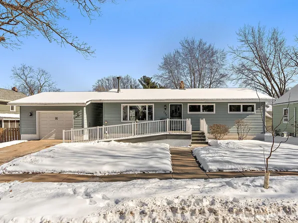 157 6th St N, Bayport, MN 55003