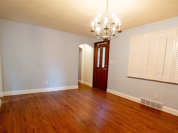 5th image of 5406 Park Ave