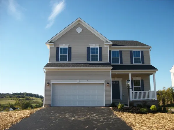 461 Gardenia Dr, Belle Vernon, PA 15012