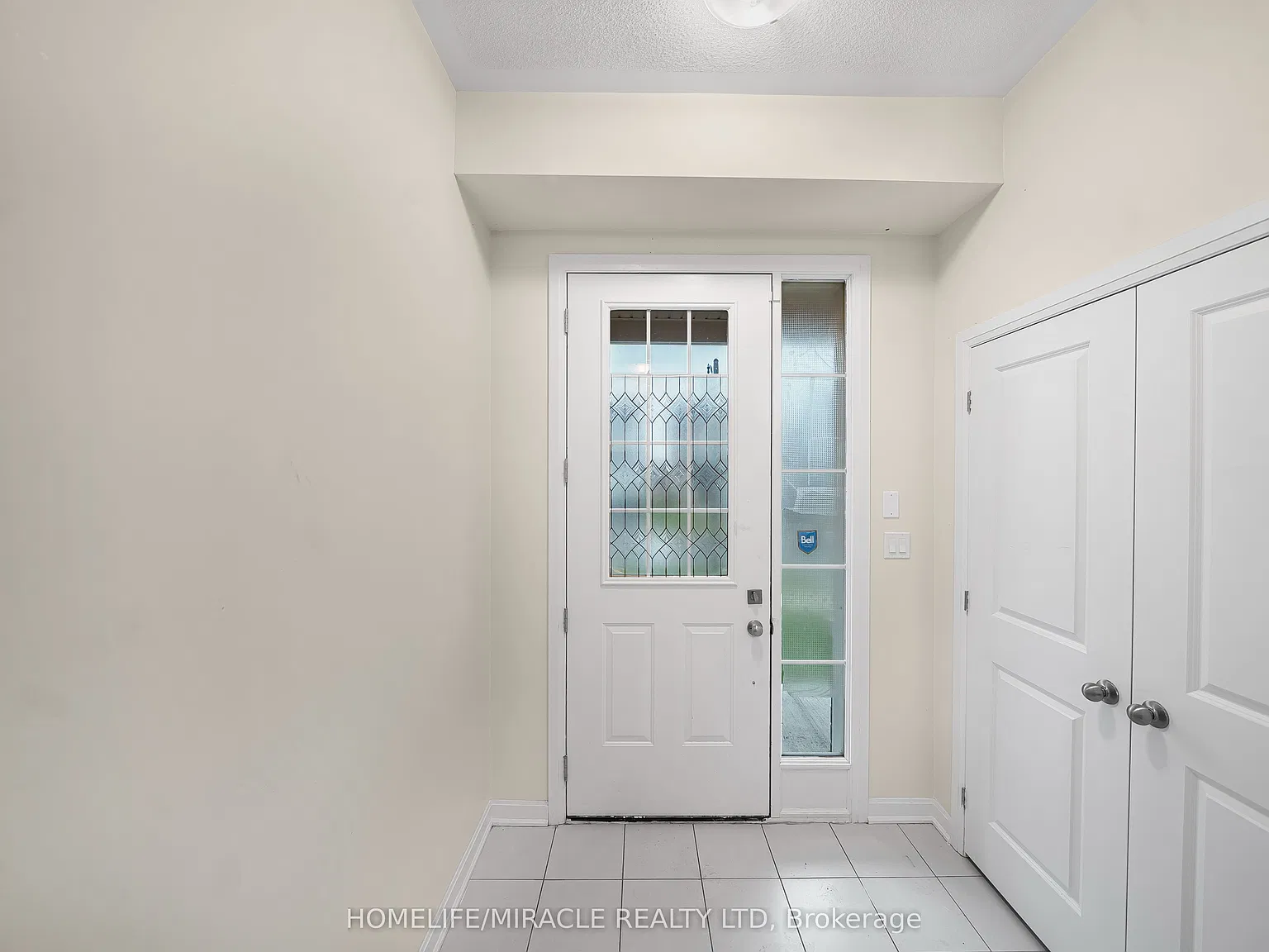 4 bed, $2,600 — Photo 4