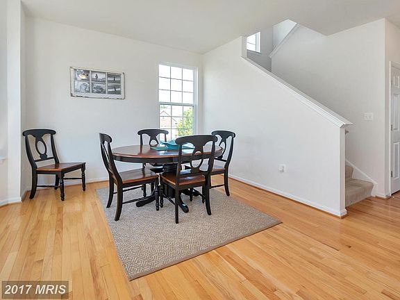 3rd image of 608 Homeplace Dr