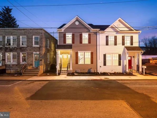 492 Mitchell Ave, Hagerstown, MD 21740