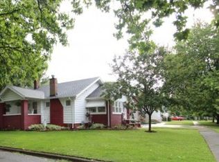 3401 Prairie Ave, Mattoon, IL 61938