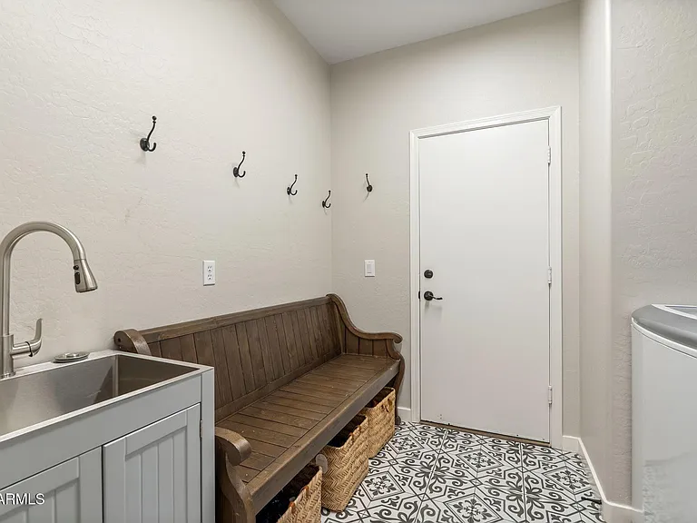 6943 W Tether Trl — Photo 27
