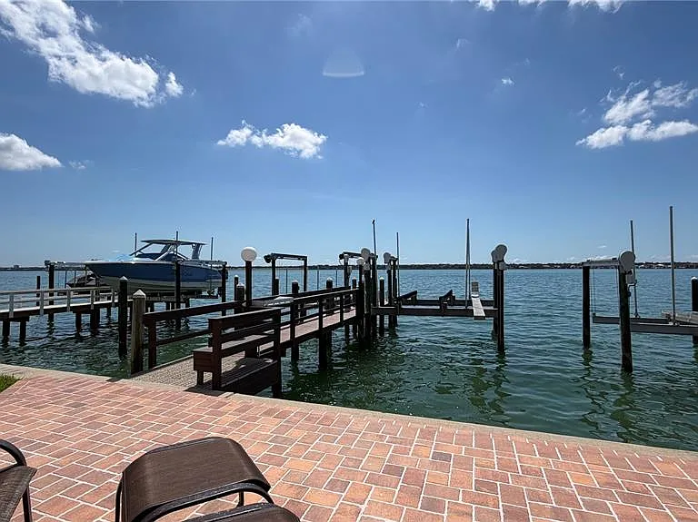 218 Sand Key Estates Dr — Photo 41