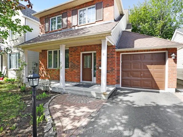 4 Windhurst Dr, Ottawa, ON K2G 6G7
