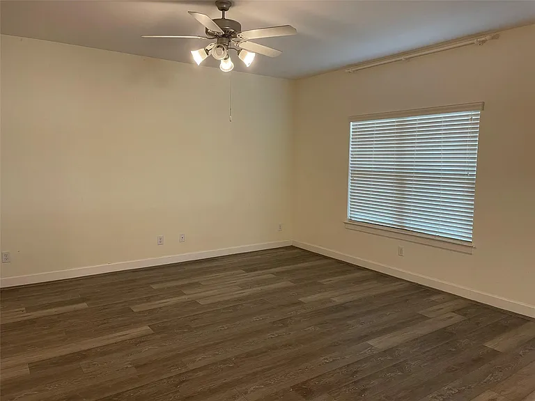 3704 Main Aspen Dr — Photo 6