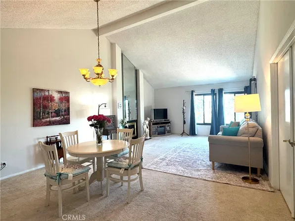 2512 E Willow St Unit 205, Signal Hill, CA 90755