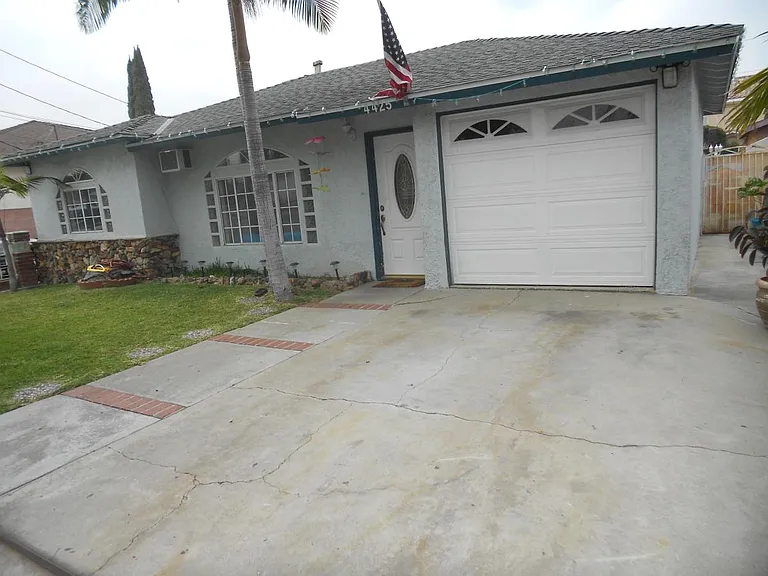 FRONT YARD