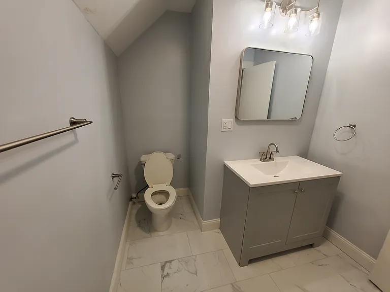 125 Devon St #3 — Photo 6
