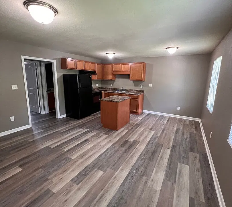 Evergreen Apartments