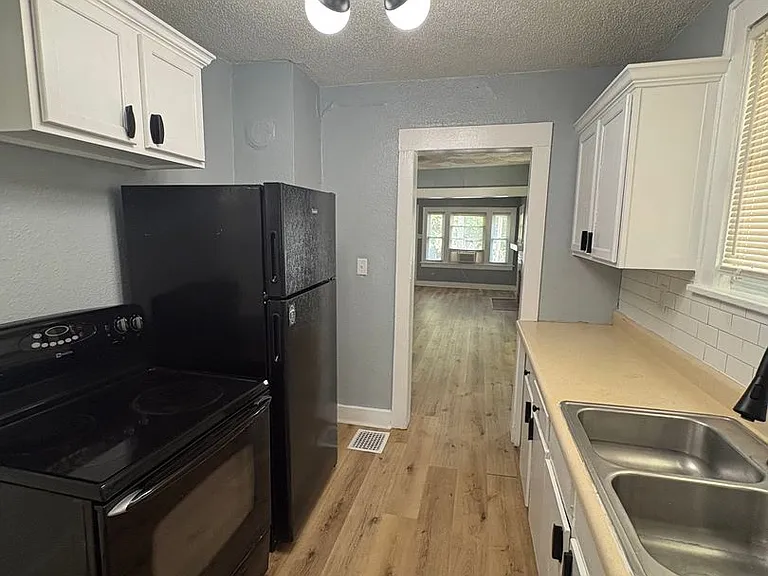 5401 Highland Ave — Photo 9
