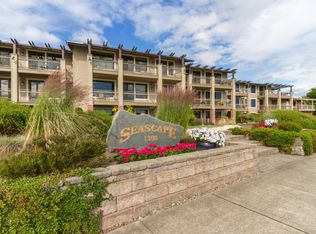 1300 Peace Portal Dr UNIT 400, Blaine, WA 98230