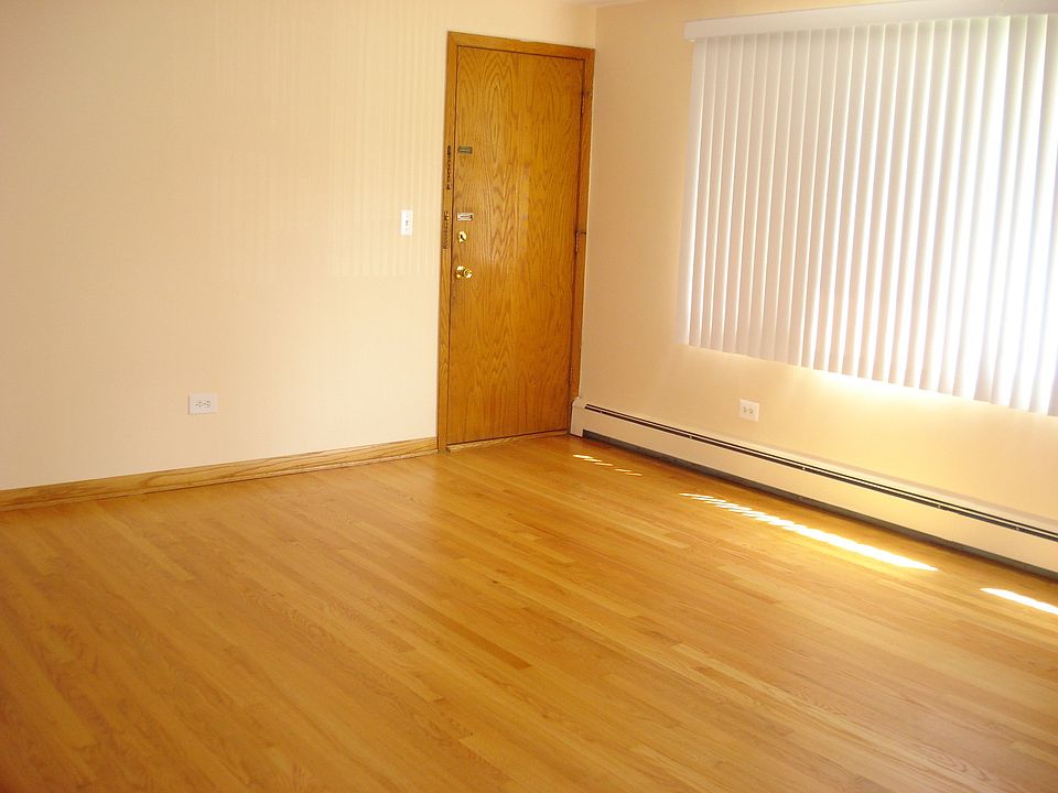 1st image of 5218 N Potawatomie Ave APT 3W