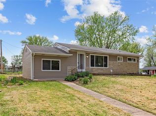 1600 Lakemoor Dr, Saint Louis, MO