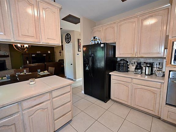 4th image of 3611 Sunnypark Dr