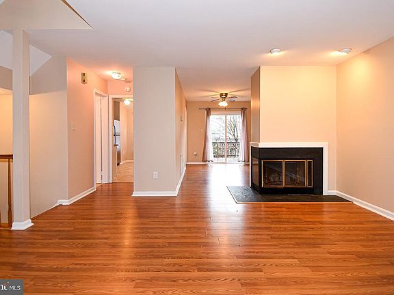 3rd image of 5107 Glen Meadow Ct