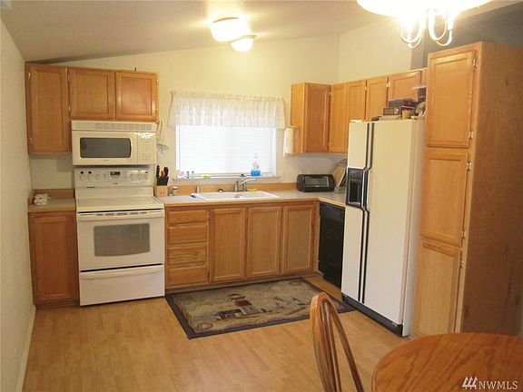 5th image of 1804 W Peninsula Dr