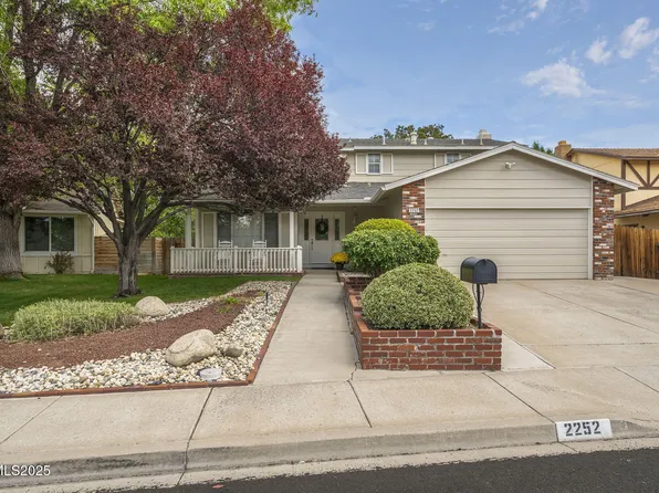2252 Sycamore Glen Dr, Sparks, NV 89434