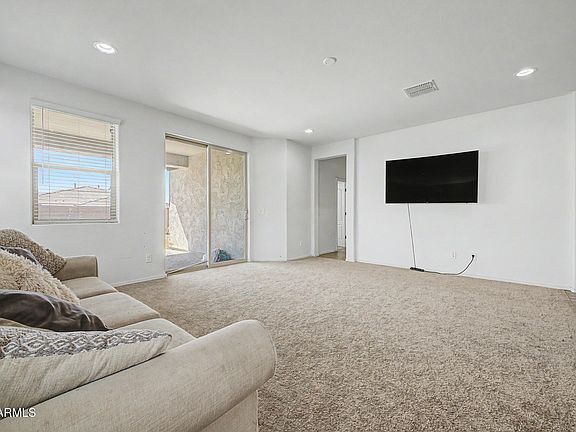 4th image of 18161 W RAYMOND Street