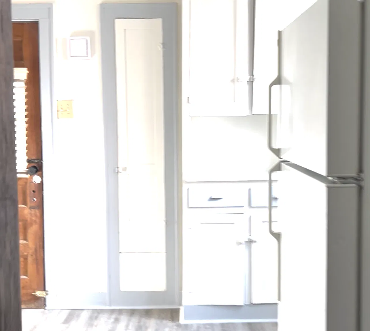 2 bed, 900 sqft, $900 — Photo 2