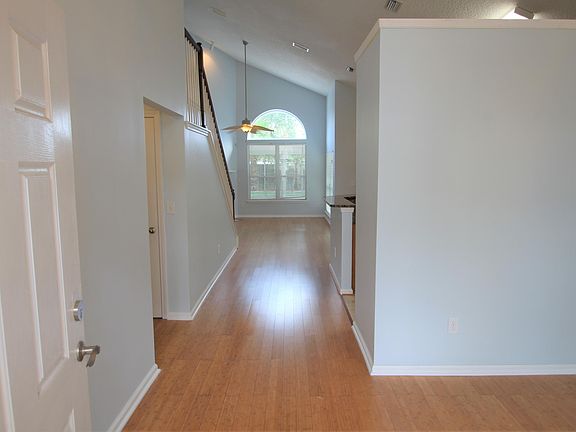 5th image of 12363 Kiwi Ct