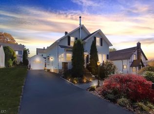 18 Marvin St, Dover, NJ 07801