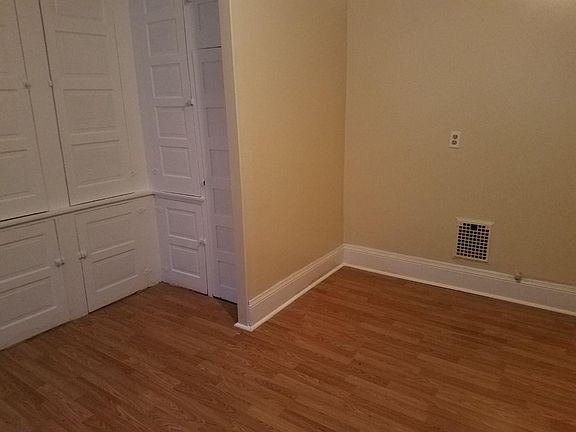 2nd image of 134 Fernwood Ave
