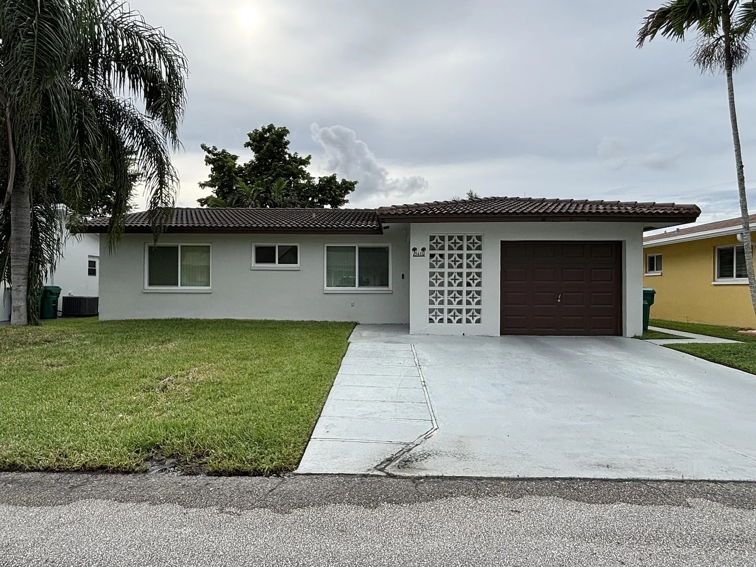 2 bed, 2.0 bath, 1243 sqft, $2,600 — Photo 2