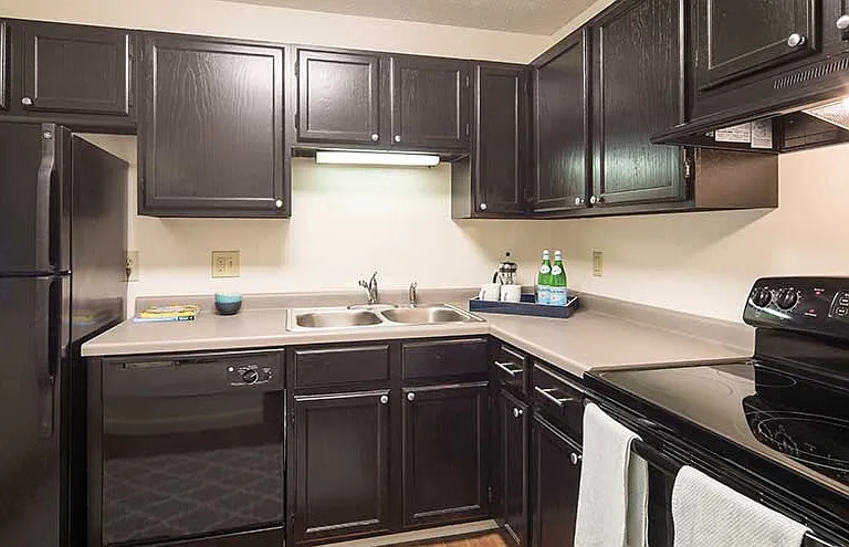 The Woods of Burnsville Apartments — Photo 28