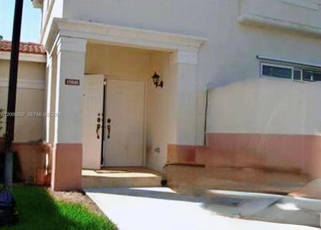 Photo 2 of 20 - 15810 SW 40th St #57 - Miramar, FL Building Photo - 15810 SW 40th St #57