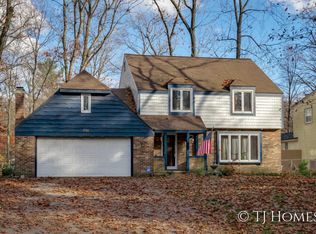 4724 Grenadier Dr SW, Wyoming, MI 49509