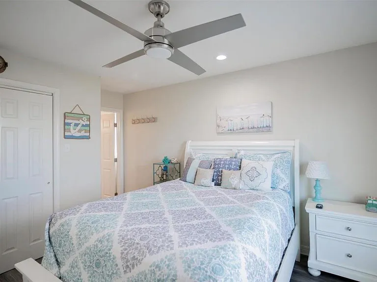 12919 Coronado Dr — Photo 13