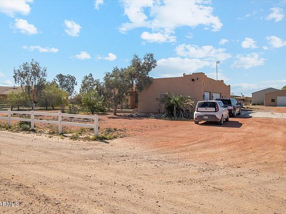3rd image of 37331 W Montebello Avenue