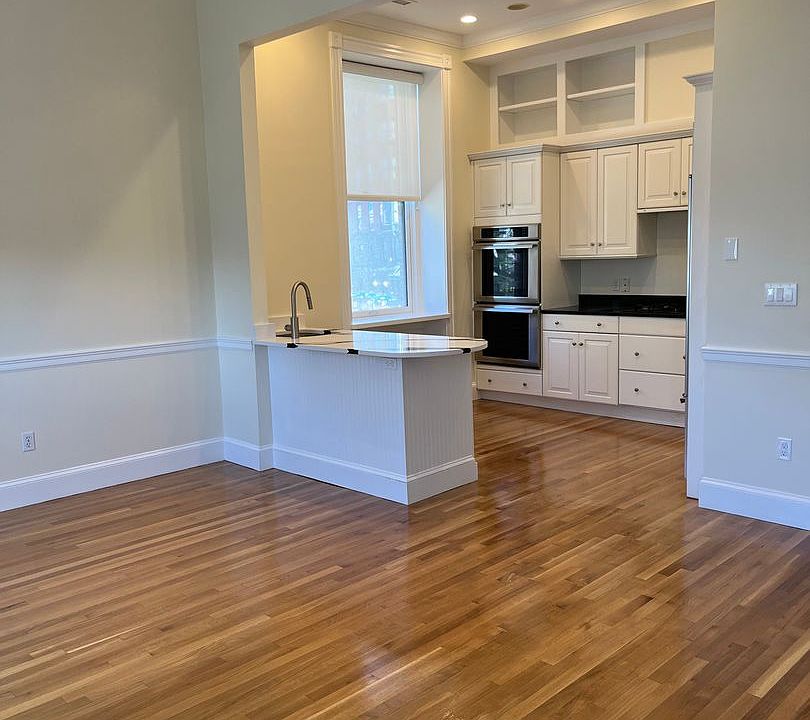 1st image of 22 Beacon St APT 2