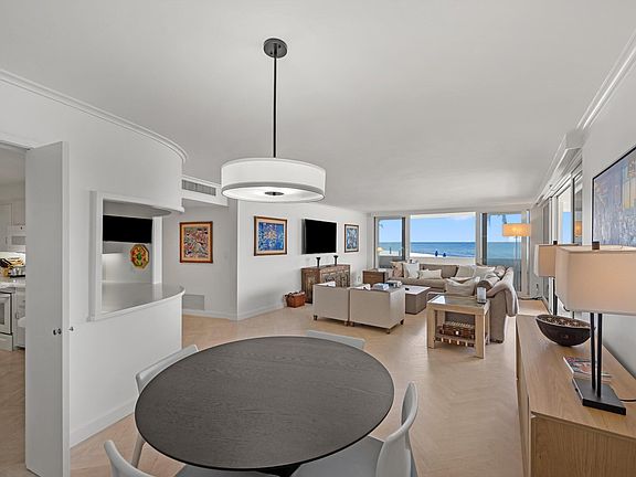 5th image of 100 Sunrise Ave APT 212