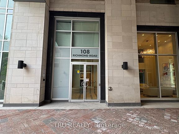 2nd image of 108 Richmond Rd #607